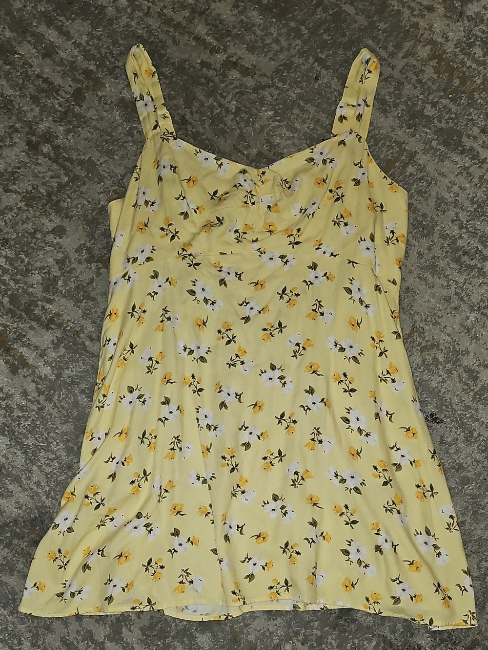 Old Navy Fit & Flare Smocked Back Floral Dress XL Petite - Picture 3 of 9